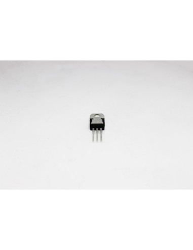 Regulador de tensión L7815CV